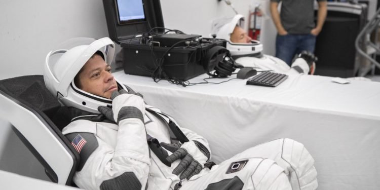 Astronauts Test Out Their Sleek New SpaceX Flight Suits