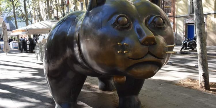 El Raval Neighborhood Guide