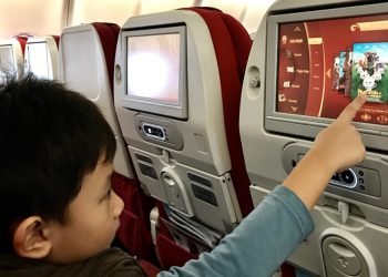 The 10 Best Airlines for Families, Ranked