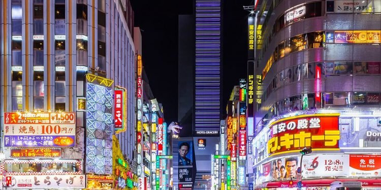 The 7 Best Guided Tours to Take in Tokyo