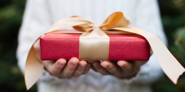 Top 10 Items from Oprah’s Favorite Things List (Plus a Tip for Even More Discounts)