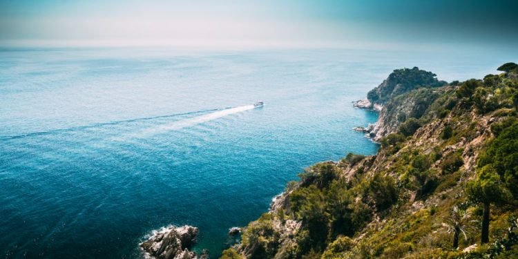 6 Reasons to Visit Tossa de Mar, Spain