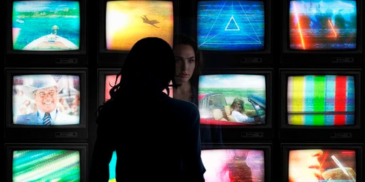 First ‘Wonder Woman 1984’ Teaser Features Pedro Pascal’s Maxwell Lord