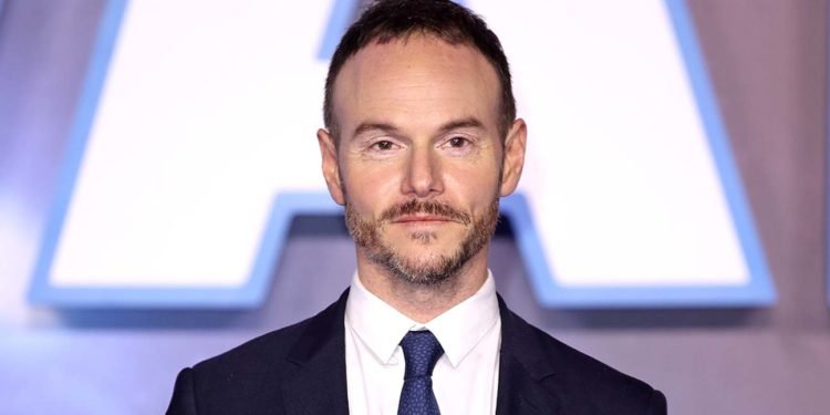 ‘Star Wars’ Co-Writer Chris Terrio Sets Record Straight on Perceived ‘Last Jedi’ Jabs