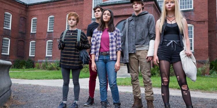 ‘New Mutants’ Team Unveils Opening Scene at Comic-Con at Home