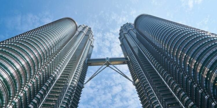 Top 4 Tourist Destinations in Malaysia Every Traveler Must-See
