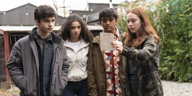 The new Are You Afraid of the Dark? gives kids their own American Horror Story