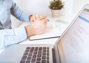 5 Ways to Utilize the Internet to Grow Your Business