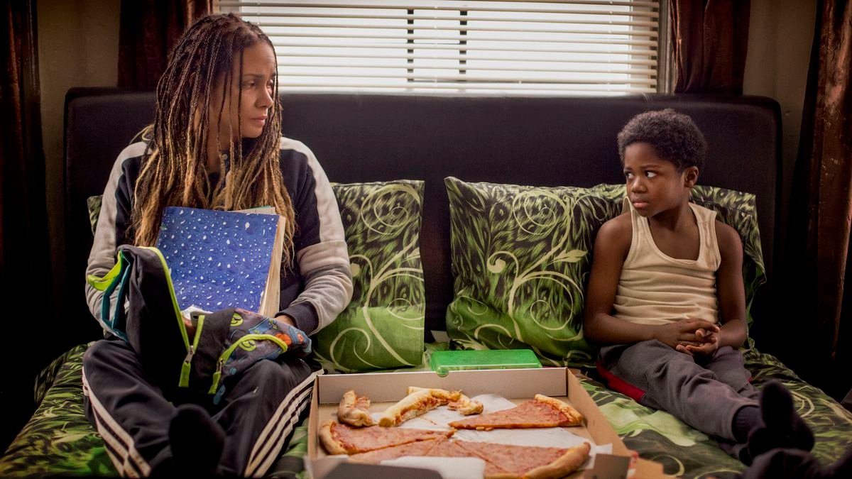 Jackie Justice (Halle Berry) faces her silent son over some pretty ratty-looking pizza in Bruised
