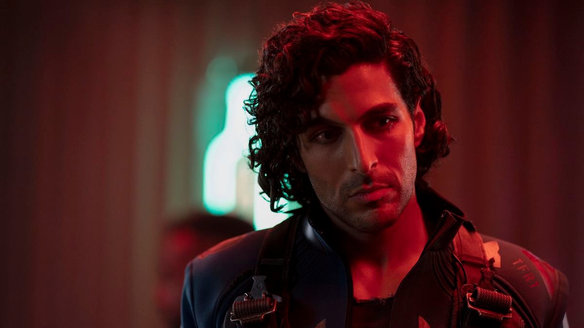 Marco Inaros in red light in a still from The Expanse