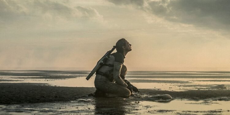 Netflix’s bleak sci-fi film The Colony mashes up Children of Men and Aliens