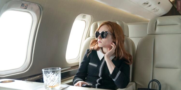 Netflix’s con-artist saga Inventing Anna can’t make fiction stranger than the truth