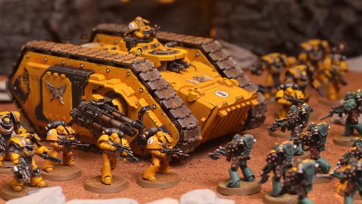 A Spartan Heavy Assault tank in an Imperial Fist’s color scheme.
