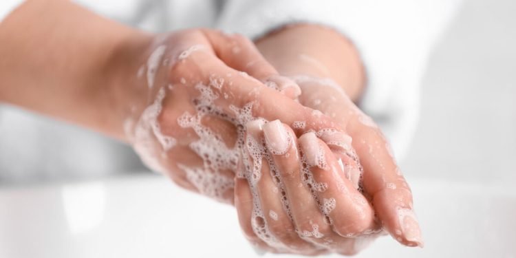 How to Avoid Norovirus When Traveling