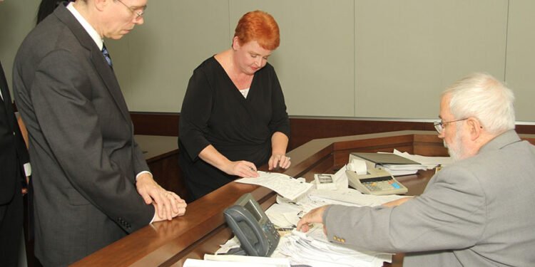 The Types of SaaS Solutions That Can Help Streamline Legal Processes