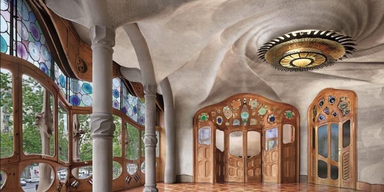Guide to Antoni Gaudí’s Works in Barcelona